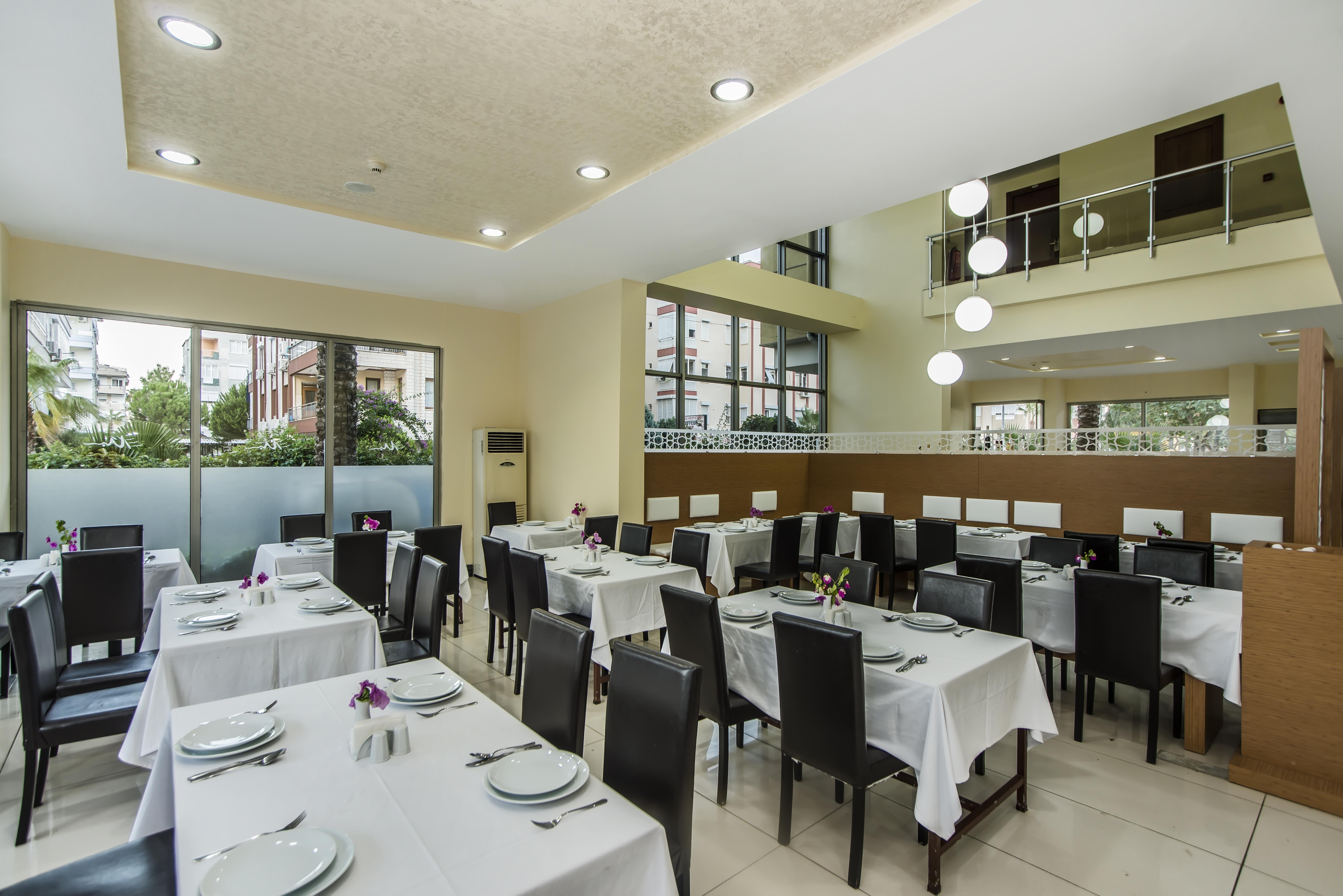 Santa Marina Hotel อันตัลยา ภายนอก รูปภาพ