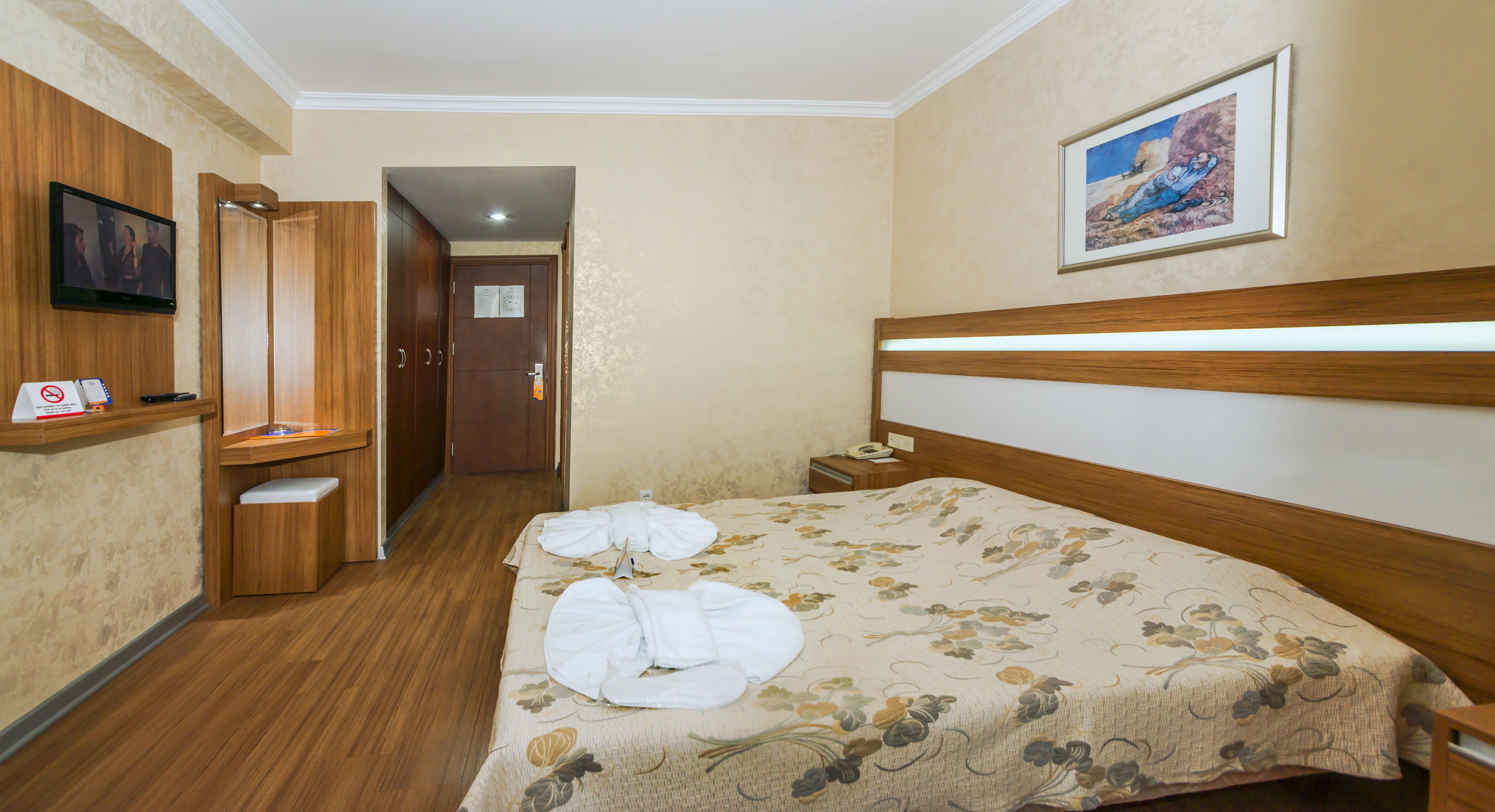 Santa Marina Hotel อันตัลยา ภายนอก รูปภาพ