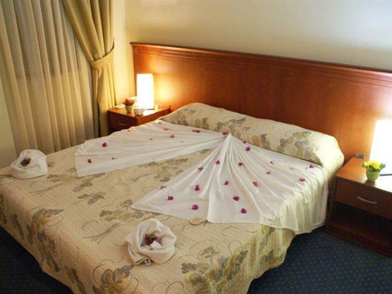 Santa Marina Hotel อันตัลยา ภายนอก รูปภาพ